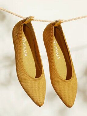 Vivaia | Aria Walker Lightweight Pointed-Ballet Flats in Ginger Yellow (9.5/41)